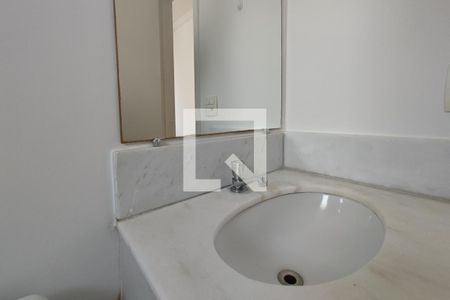 Banheiro Suíte de apartamento para alugar com 3 quartos, 68m² em Jardim Aurélia, Campinas
