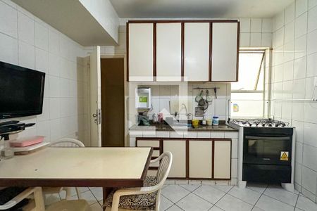 Apartamento à venda com 170m², 3 quartos e 1 vagaCozinha