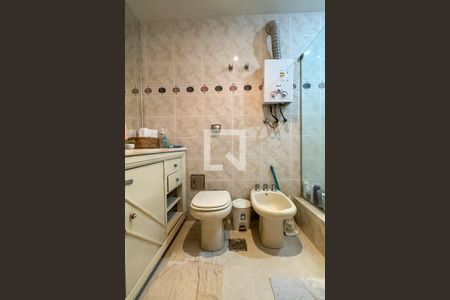 Apartamento à venda com 170m², 3 quartos e 1 vagaBanheiro Social