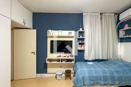 Apartamento à venda com 170m², 3 quartos e 1 vagaQuarto 03