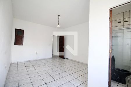 Suíte de casa para alugar com 2 quartos, 80m² em Tororo, Salvador