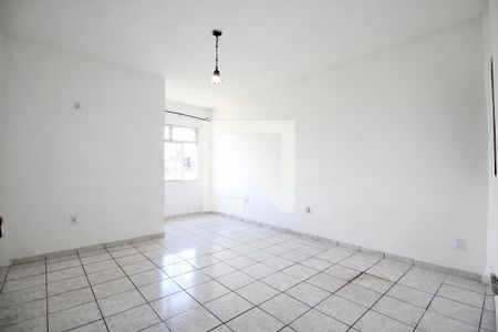 Suíte de casa para alugar com 2 quartos, 80m² em Tororo, Salvador