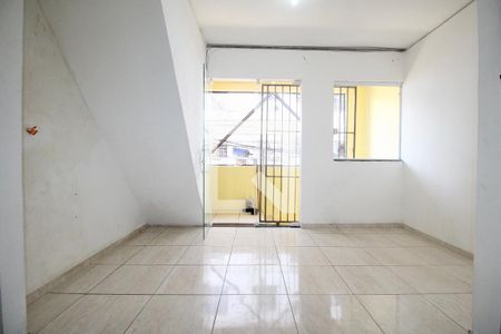 Sala de casa para alugar com 2 quartos, 80m² em Tororo, Salvador