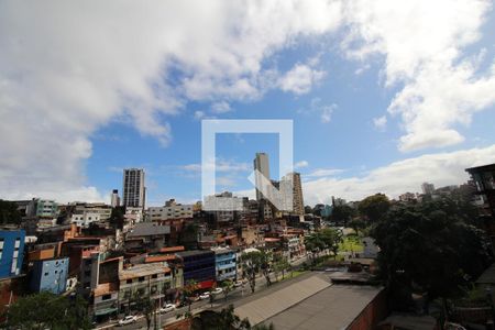 Vista da Suíte de casa para alugar com 2 quartos, 80m² em Tororo, Salvador
