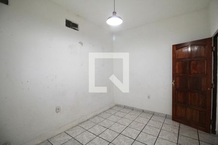 Quarto 2 de casa para alugar com 2 quartos, 80m² em Tororo, Salvador
