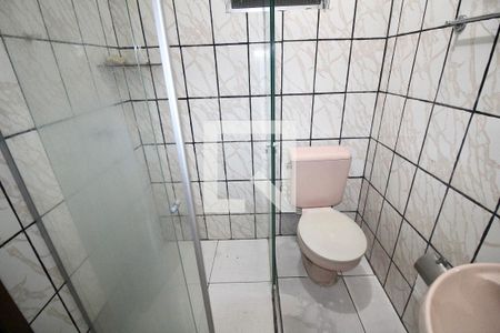 Casa para alugar com 80m², 2 quartos e sem vaga Casa para alugar com 80m², 2 quartos e sem vagaBanheiro Social