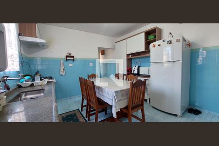 Casa à venda com 85m², 2 quartos e 2 vagas Casa à venda com 85m², 2 quartos e 2 vagasCozinha