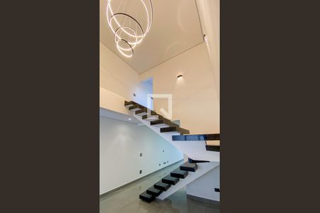 Sala de casa à venda com 3 quartos, 144m² em Vila Camilópolis, Santo André