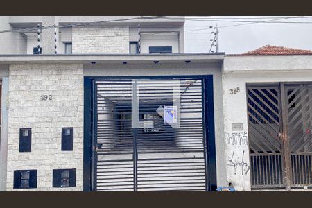 Casa à venda com 144m², 3 quartos e 2 vagasFachada