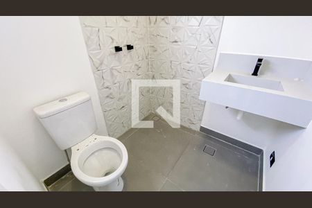 Casa à venda com 144m², 3 quartos e 2 vagasBanheiro da Suíte 1