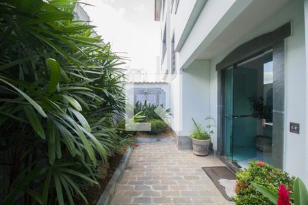 Apartamento para alugar com 90m², 3 quartos e 2 vagasEntrada