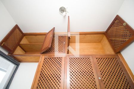 Apartamento para alugar com 90m², 3 quartos e 2 vagasQuarto de Serviço