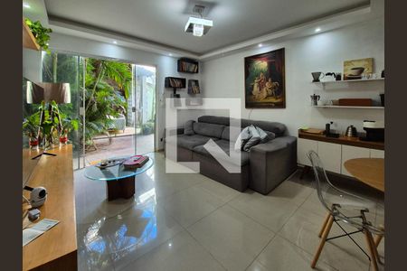 Sala de casa para alugar com 2 quartos, 120m² em Vargem Pequena, Rio de Janeiro