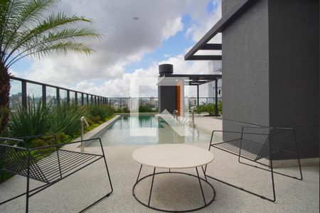 Studio à venda com 24m², 1 quarto e 1 vagaÁrea Comum - Piscina