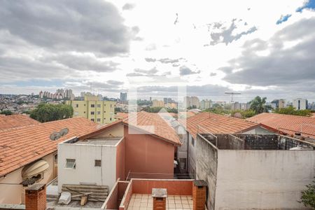 Casa à venda com 128m², 3 quartos e 2 vagas Casa à venda com 128m², 3 quartos e 2 vagasVista