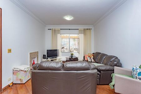 Casa à venda com 128m², 3 quartos e 2 vagas Casa à venda com 128m², 3 quartos e 2 vagasSala