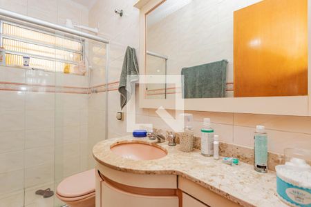 Casa à venda com 128m², 3 quartos e 2 vagas Casa à venda com 128m², 3 quartos e 2 vagasBanheiro da Suíte