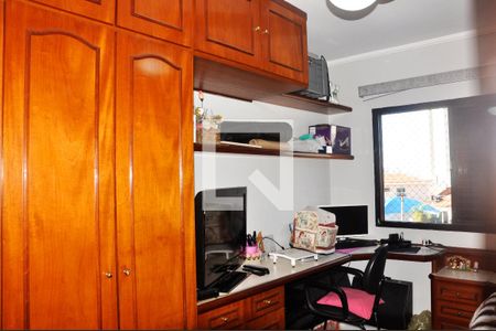 Apartamento à venda com 104m², 3 quartos e 2 vagasQuarto 03