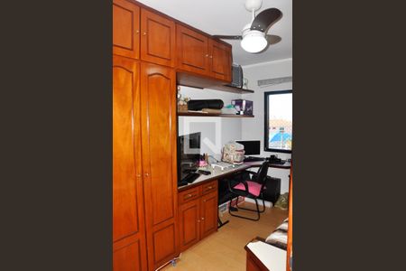 Apartamento à venda com 104m², 3 quartos e 2 vagasQuarto 03