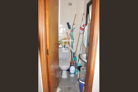 Apartamento à venda com 104m², 3 quartos e 2 vagasBanheiro da Área de Serviço