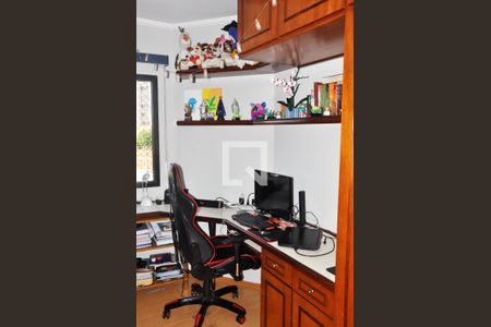 Apartamento à venda com 104m², 3 quartos e 2 vagasQuarto 02