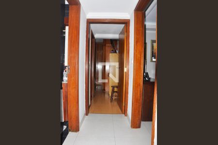 Apartamento à venda com 104m², 3 quartos e 2 vagasCorredor Quartos