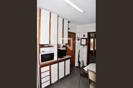 Apartamento à venda com 104m², 3 quartos e 2 vagasCozinha