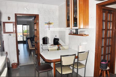 Apartamento à venda com 104m², 3 quartos e 2 vagasCozinha