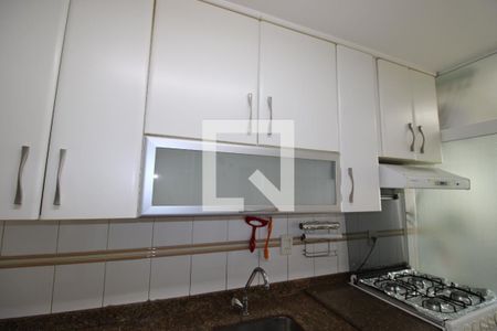 Apartamento para alugar com 96m², 2 quartos e 2 vagasCozinha