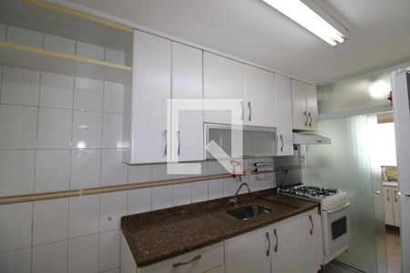 Apartamento para alugar com 96m², 2 quartos e 2 vagasCozinha