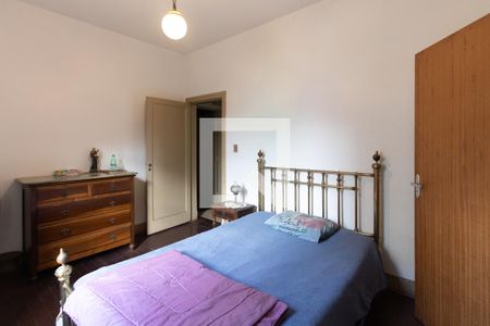 Casa à venda com 220m², 3 quartos e 2 vagas Casa à venda com 220m², 3 quartos e 2 vagasQuarto 2