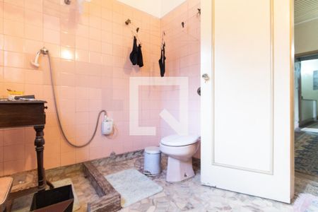 Casa à venda com 220m², 3 quartos e 2 vagas Casa à venda com 220m², 3 quartos e 2 vagasQuarto 1 - Banheiro