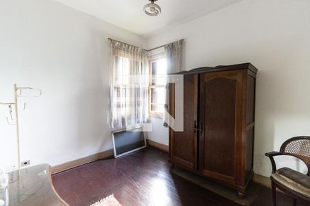 Casa à venda com 220m², 3 quartos e 2 vagas Casa à venda com 220m², 3 quartos e 2 vagasQuarto 3