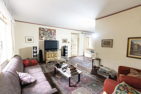 Sala de casa à venda com 3 quartos, 220m² em Água Branca, São Paulo