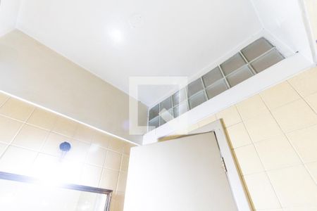 Casa à venda com 220m², 3 quartos e 2 vagas Casa à venda com 220m², 3 quartos e 2 vagasBanheiro 1