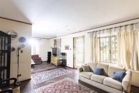 Sala de casa à venda com 3 quartos, 220m² em Água Branca, São Paulo