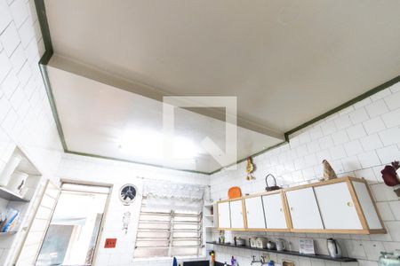 Casa à venda com 220m², 3 quartos e 2 vagas Casa à venda com 220m², 3 quartos e 2 vagasCozinha