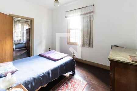 Casa à venda com 220m², 3 quartos e 2 vagas Casa à venda com 220m², 3 quartos e 2 vagasQuarto 2