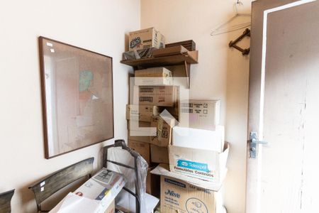 Casa à venda com 220m², 3 quartos e 2 vagas Casa à venda com 220m², 3 quartos e 2 vagasQuarto de serviço