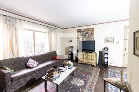 Sala de casa à venda com 3 quartos, 220m² em Água Branca, São Paulo