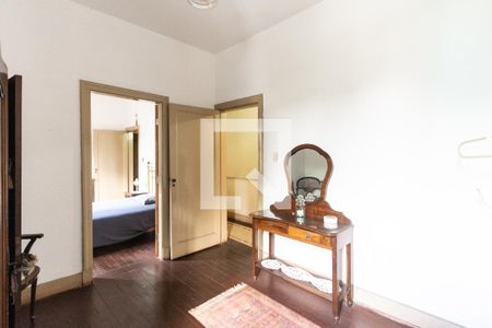 Casa à venda com 220m², 3 quartos e 2 vagas Casa à venda com 220m², 3 quartos e 2 vagasQuarto 3