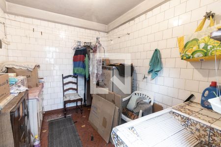 Casa à venda com 220m², 3 quartos e 2 vagas Casa à venda com 220m², 3 quartos e 2 vagasÁrea de serviço