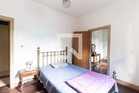 Casa à venda com 220m², 3 quartos e 2 vagas Casa à venda com 220m², 3 quartos e 2 vagasQuarto 2