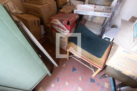 Casa à venda com 220m², 3 quartos e 2 vagas Casa à venda com 220m², 3 quartos e 2 vagasQuarto de serviço