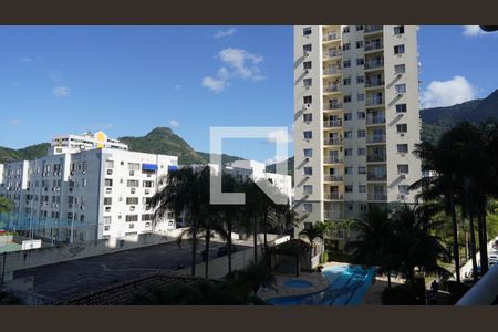 vista da varanda  de apartamento à venda com 2 quartos, 50m² em Jacarepaguá, Rio de Janeiro