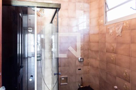 Casa à venda com 287m², 3 quartos e 4 vagas Casa à venda com 287m², 3 quartos e 4 vagasBanheiro da Suíte