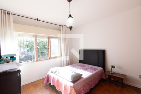 Casa à venda com 287m², 3 quartos e 4 vagas Casa à venda com 287m², 3 quartos e 4 vagasQuarto 1