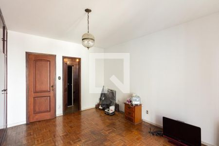 Casa à venda com 287m², 3 quartos e 4 vagas Casa à venda com 287m², 3 quartos e 4 vagasSuíte