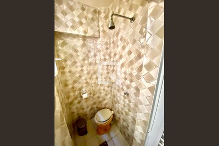 Apartamento à venda com 84m², 3 quartos e 1 vaga Apartamento à venda com 84m², 3 quartos e 1 vagaBanheiro de serviço