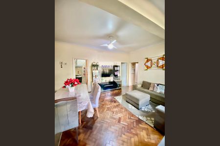 Apartamento à venda com 84m², 3 quartos e 1 vaga Apartamento à venda com 84m², 3 quartos e 1 vagaSala